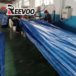 Prelată PE acoperitoare albastră